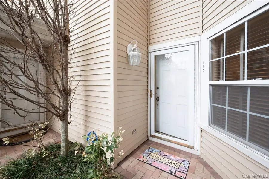 113 Windwatch Drive, Hauppauge, NY 11788 - #2