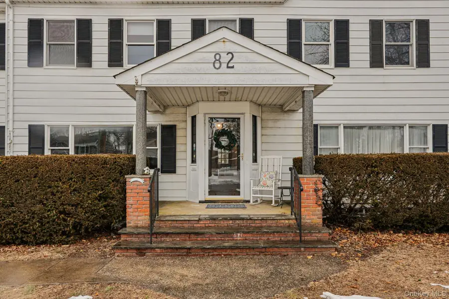 82 Vernon Avenue, East Norwich, NY 11732 - #2