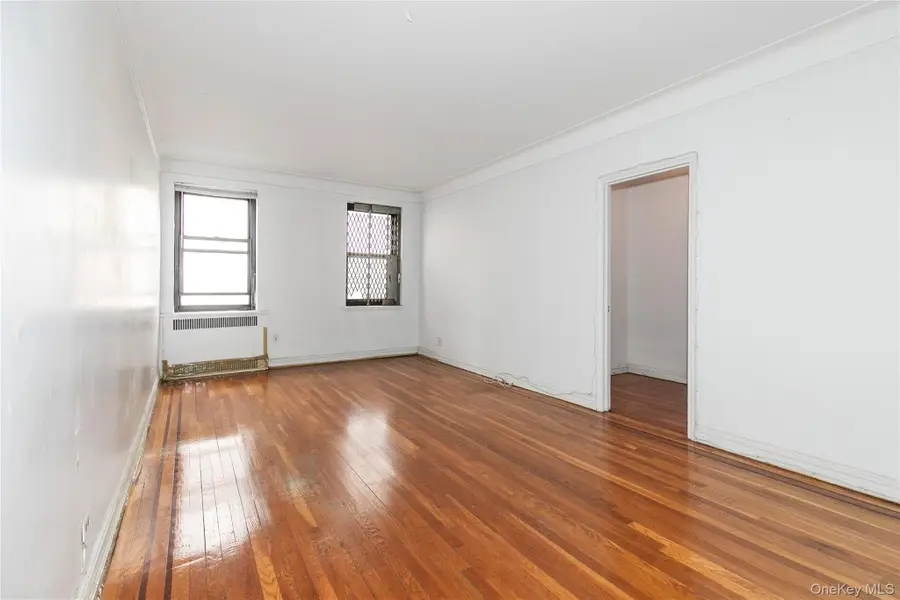 83-06 Vietor Avenue #4R, Elmhurst, NY 11373 - #3