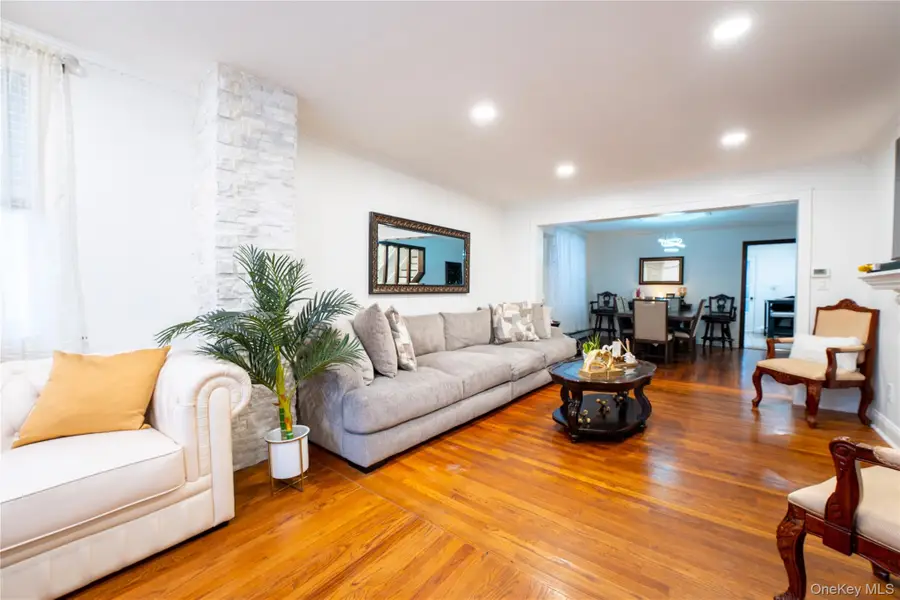 1925 Radcliff Avenue, Bronx, NY 10462 - #2