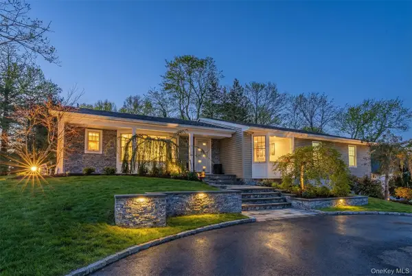 21 Rawlings Drive, Melville, NY 11747