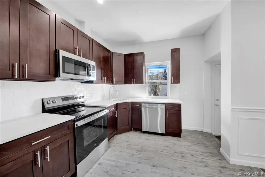 37 S 8th Avenue, Mount Vernon, NY 10550 - #2