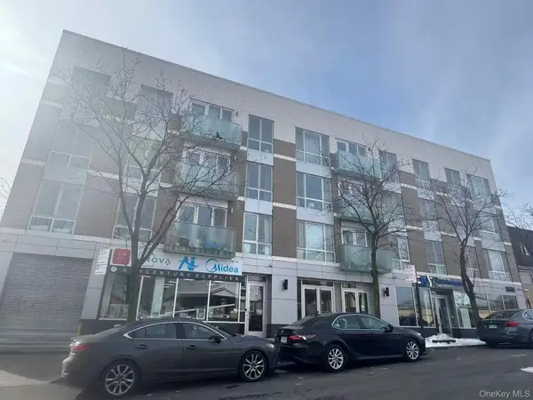 158-15 Union Turnpike #309N, Fresh Meadows, NY 11366