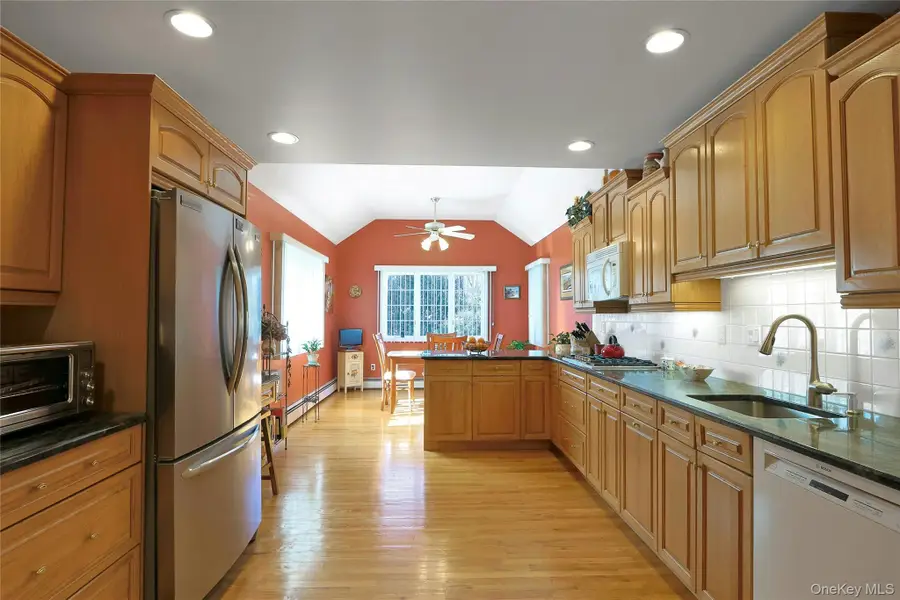 27 Hansen Street, Tappan, NY 10983 - #2