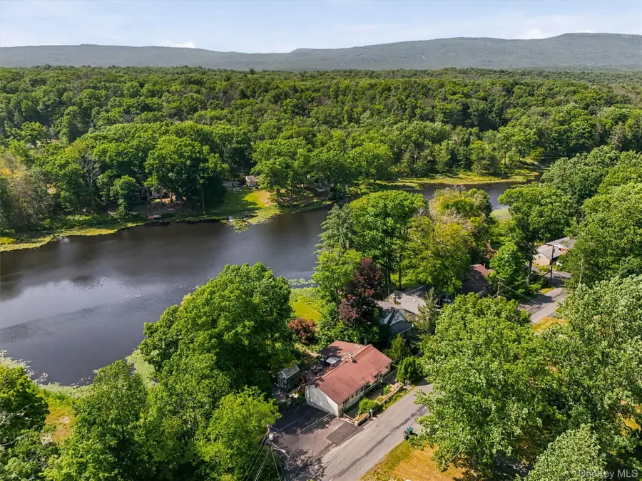156 Lake Shore Drive, Pine Bush, NY 12566 - #2