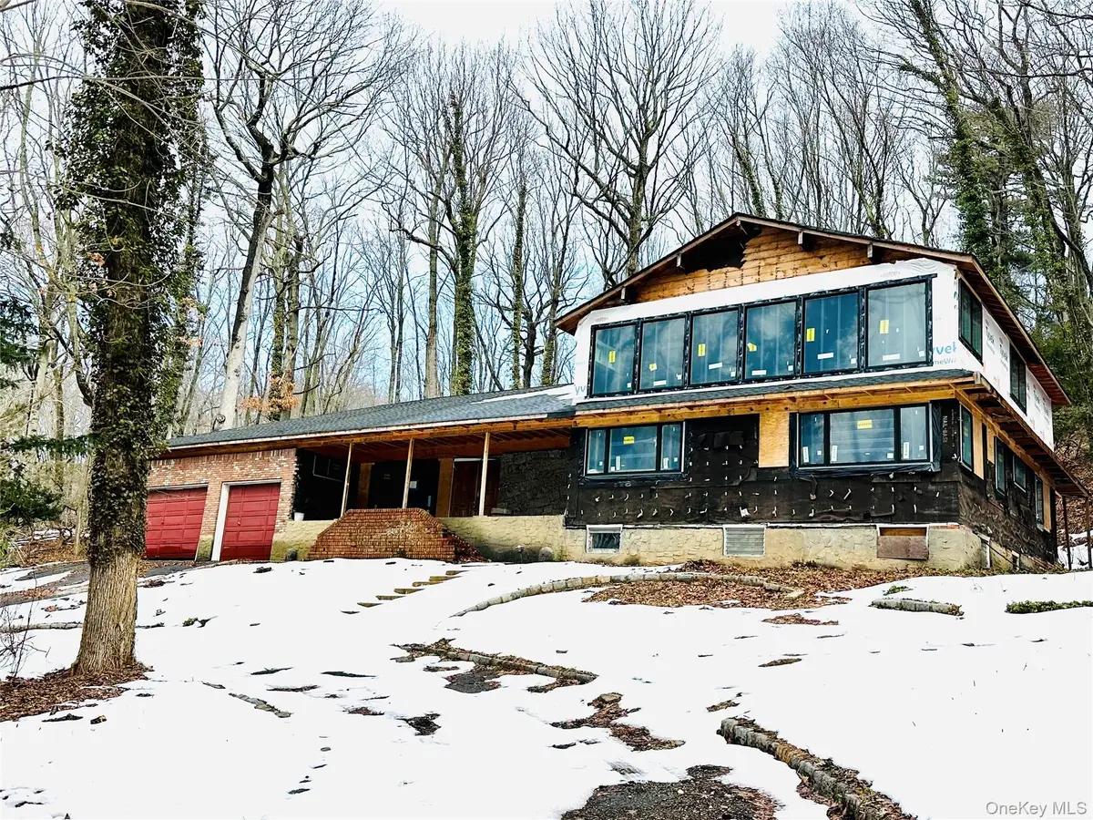 19 Tiffany Road, Oyster Bay Cove, NY 11771 - #1