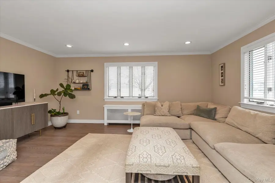 48 Ann Street, Glen Cove, NY 11542 - #3