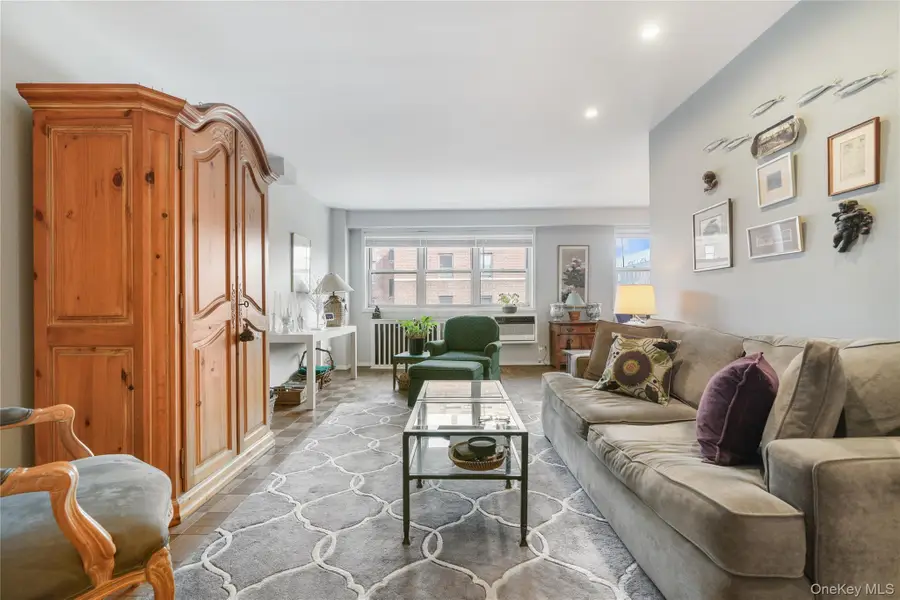 33 Barker Avenue #7B, White Plains, NY 10601 - #3