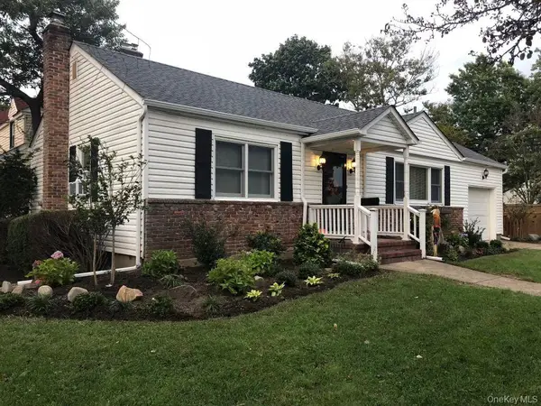 2642 Clovermere Road, Oceanside, NY 11572