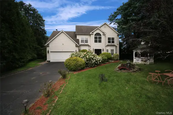 469 Donald Boulevard, Holbrook, NY 11741