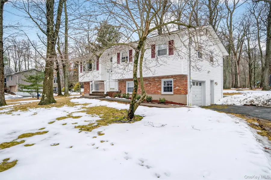 9 Eros Drive, Airmont, NY 10952 - #3