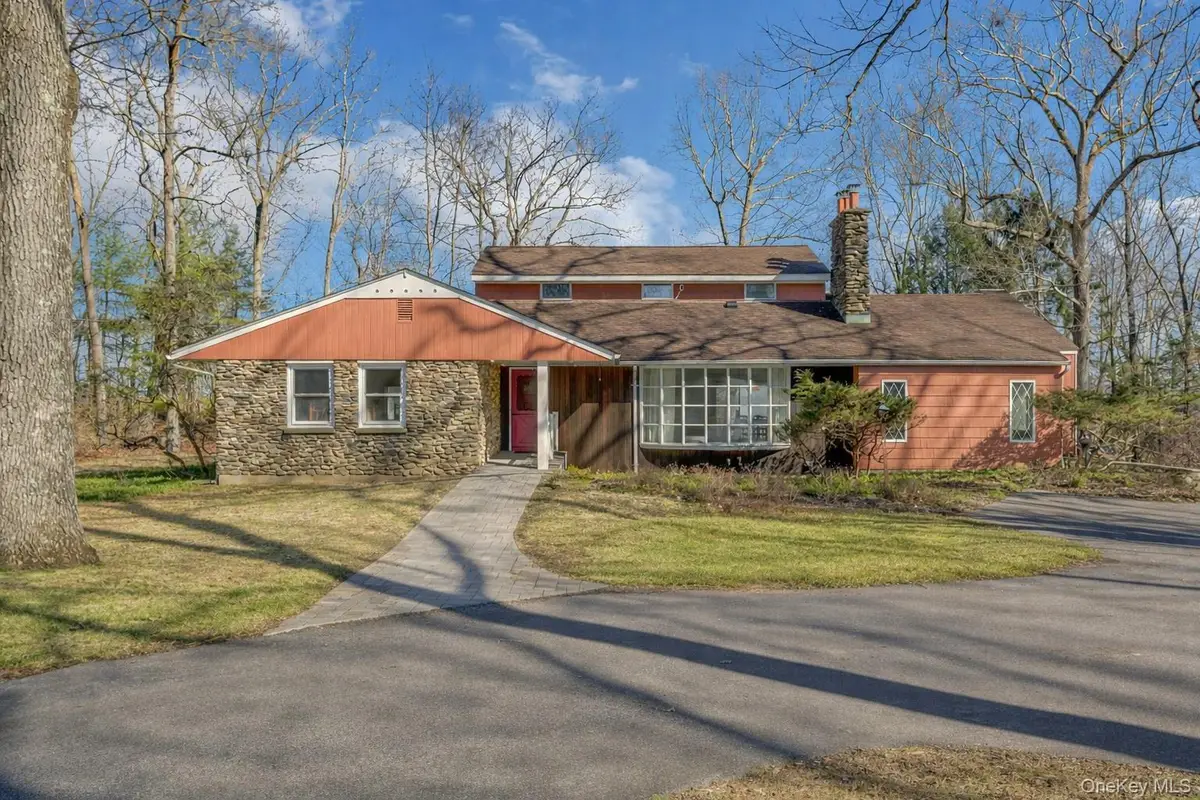 16 Young Road, Katonah, NY 10536 - #1