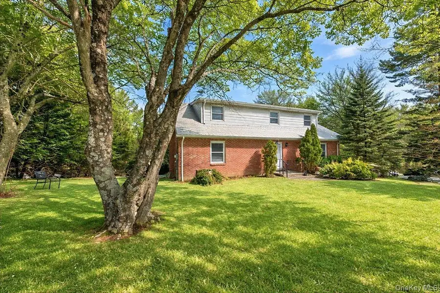 16 Primrose Street, Katonah, NY 10536 - #3