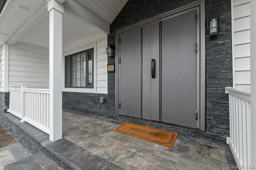 2 Elf Road, Syosset, NY 11791 - #3