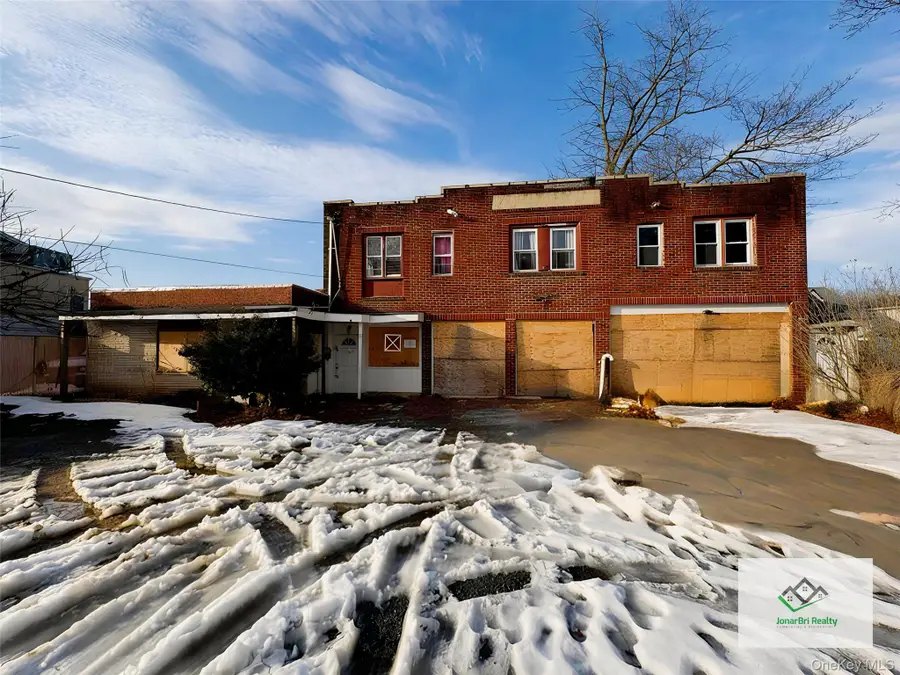 21 E Clinton Avenue, Roosevelt, NY 11575 - #2