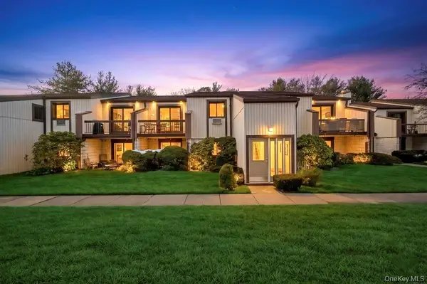 73 Richmond Boulevard #3B, Ronkonkoma, NY 11779