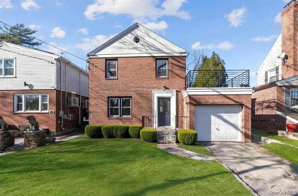 25105 51st Avenue, Little Neck, NY 11362 - #1