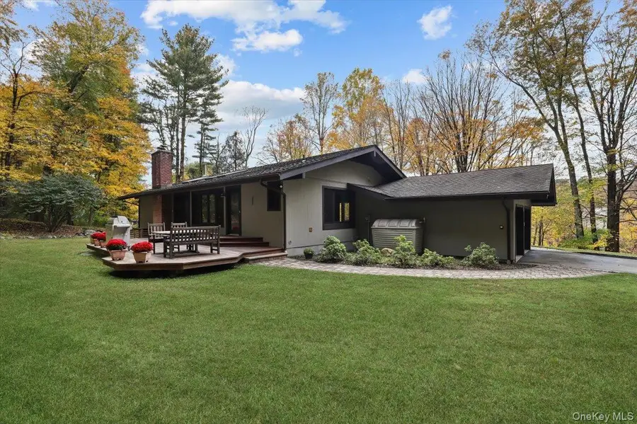 20 Faraway Road, Armonk, NY 10504 - #2