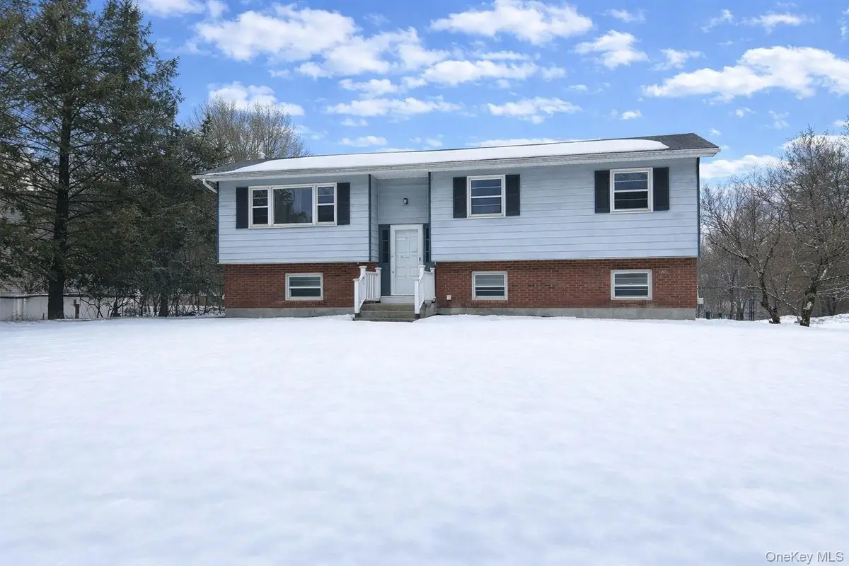 104 Sutton Park Road, Poughkeepsie, NY 12603 - #1