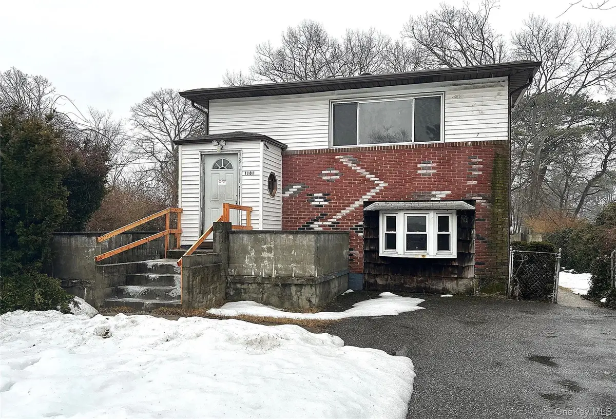 1181 Ocean Avenue, Bay Shore, NY 11706 - #1