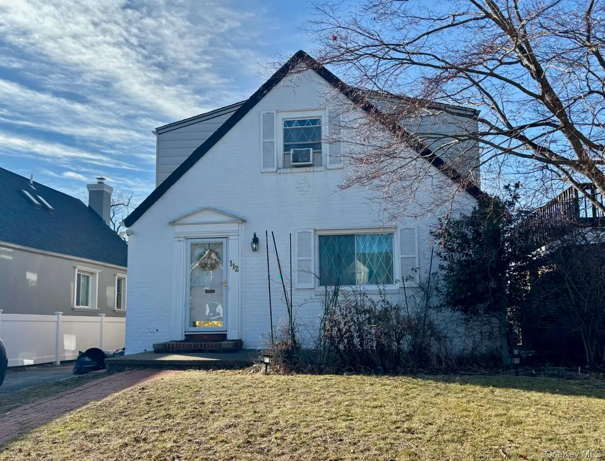112 Ann Street, Valley Stream, NY 11580 - #1