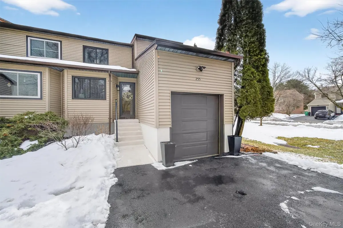 255 Sterling Place, Highland, NY 12528 - #1