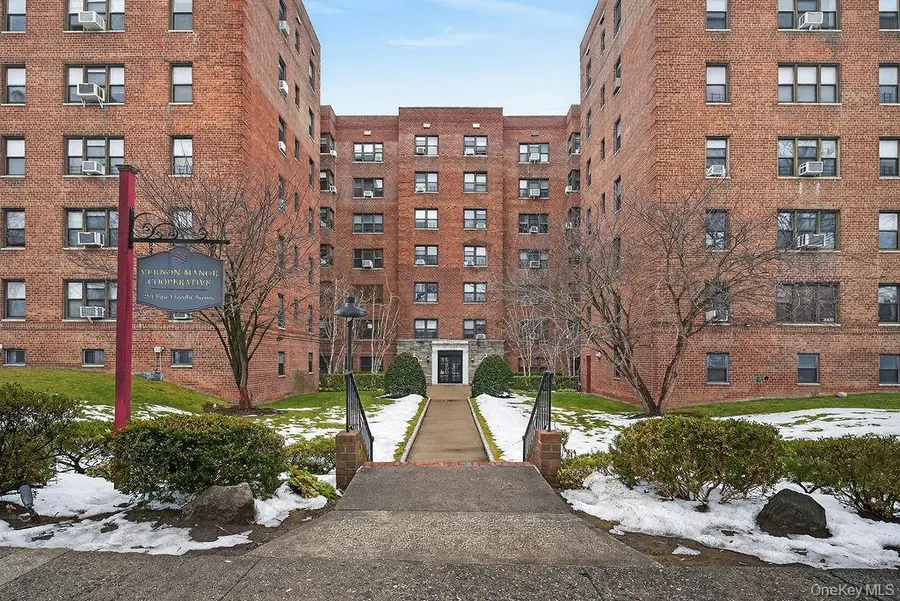 485 E Lincoln Avenue #503, Mount Vernon, NY 10552 - #2