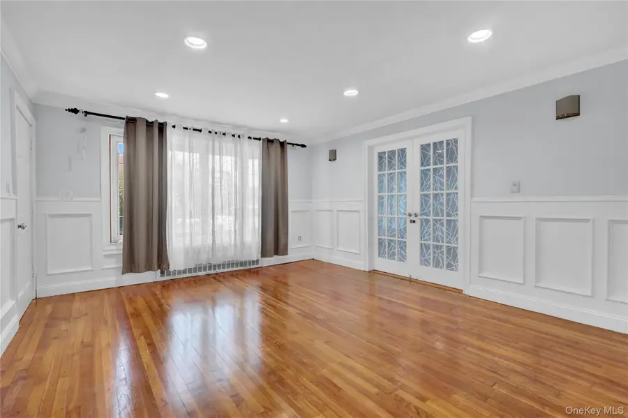 897 Spring Avenue, Uniondale, NY 11553 - #3