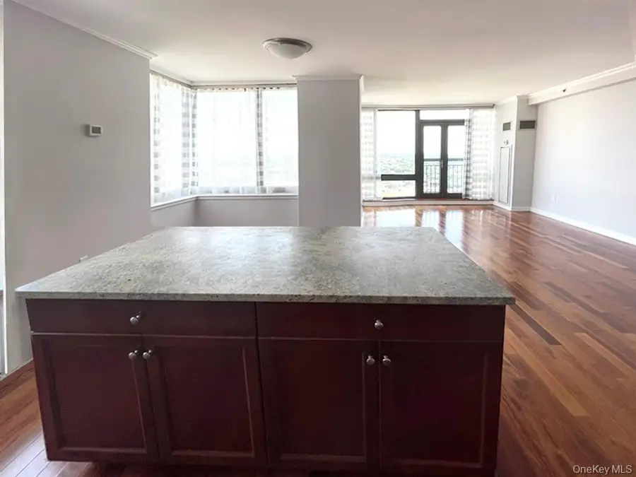 10 City Place #26E, White Plains, NY 10601 - #2