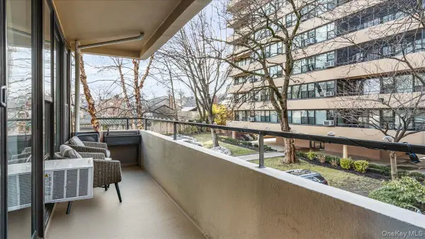 10-24 166th Street #3A, Beechhurst, NY 11357