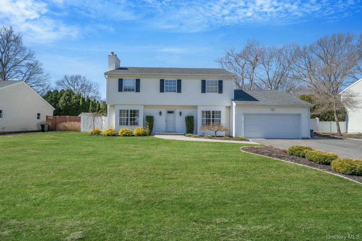 22 Northumberland Drive, Shoreham, NY 11786 - #1