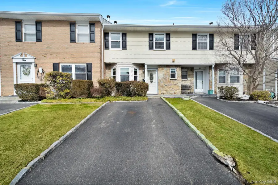 11 Manors Drive, Jericho, NY 11753 - #2