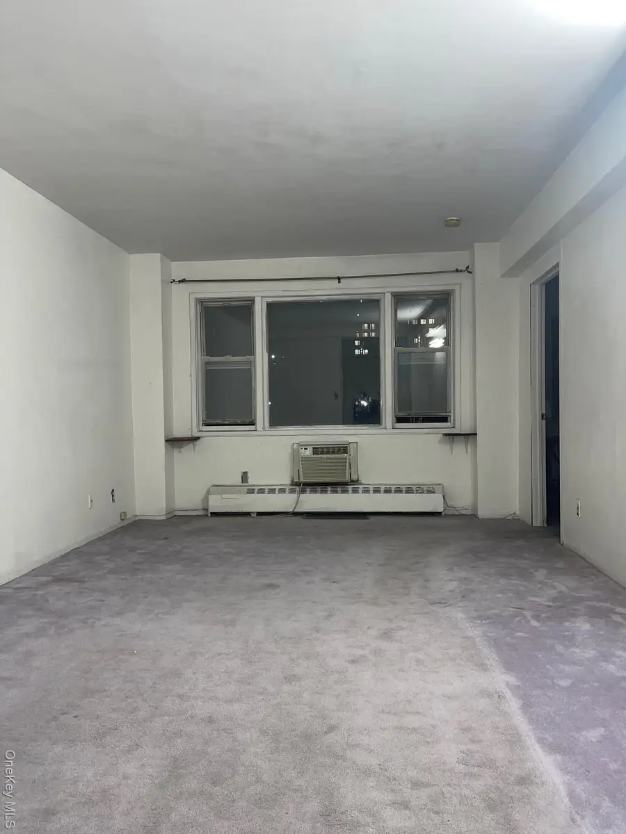 89-15 Parsons Blvd #6D, Jamaica, NY 11432 - #2