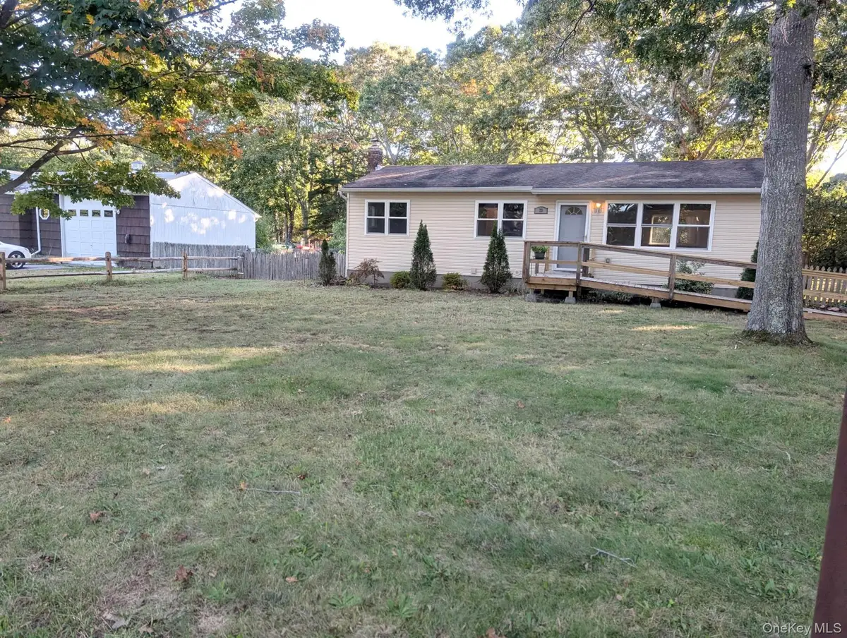 23 Howell Place, Speonk, NY 11972 - #1