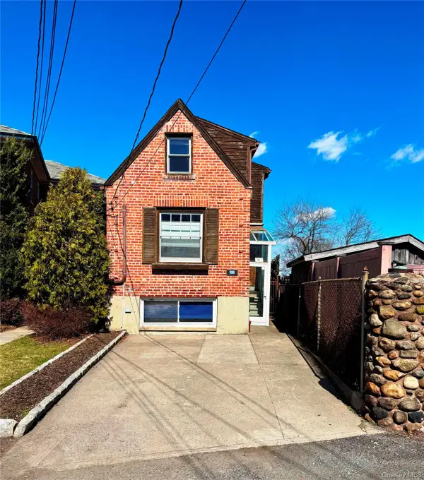 722 King Avenue, Bronx, NY 10464