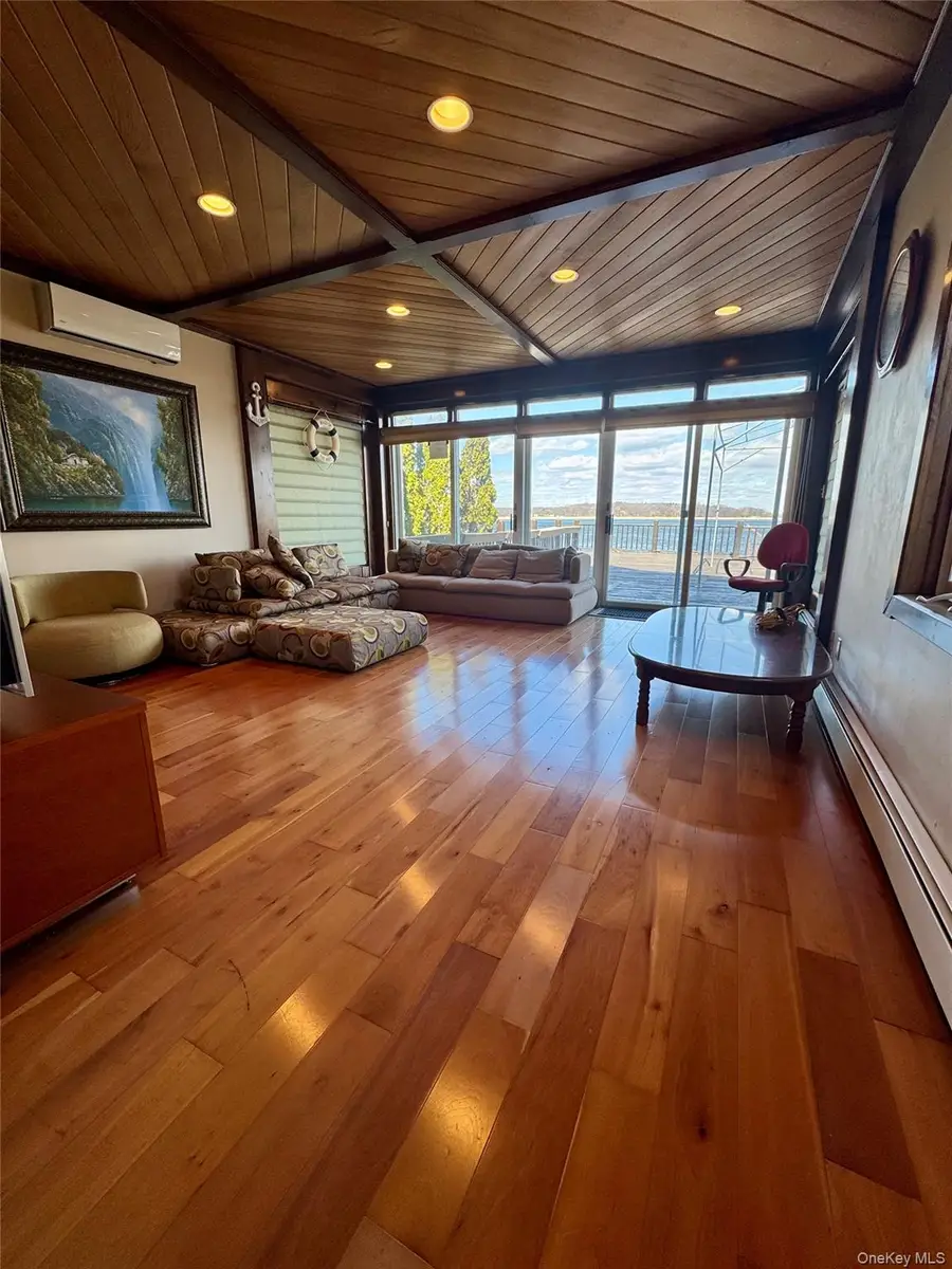 722 King Avenue, Bronx, NY 10464 - #3