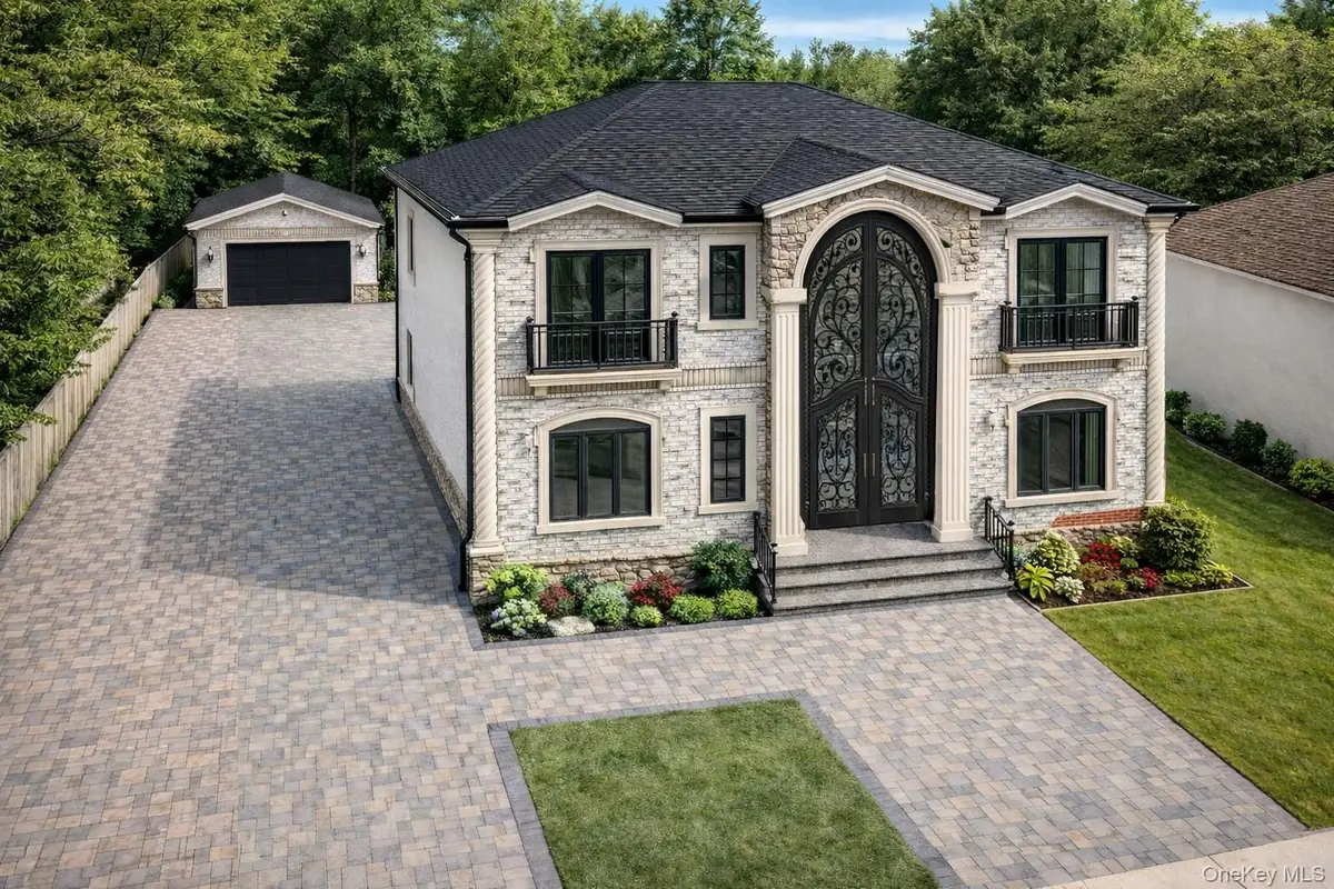 2520 Falcon Street, East Meadow, NY 11554 - #1