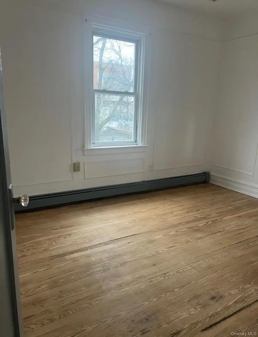 854 E 229th Street, Bronx, NY 10466 - #2