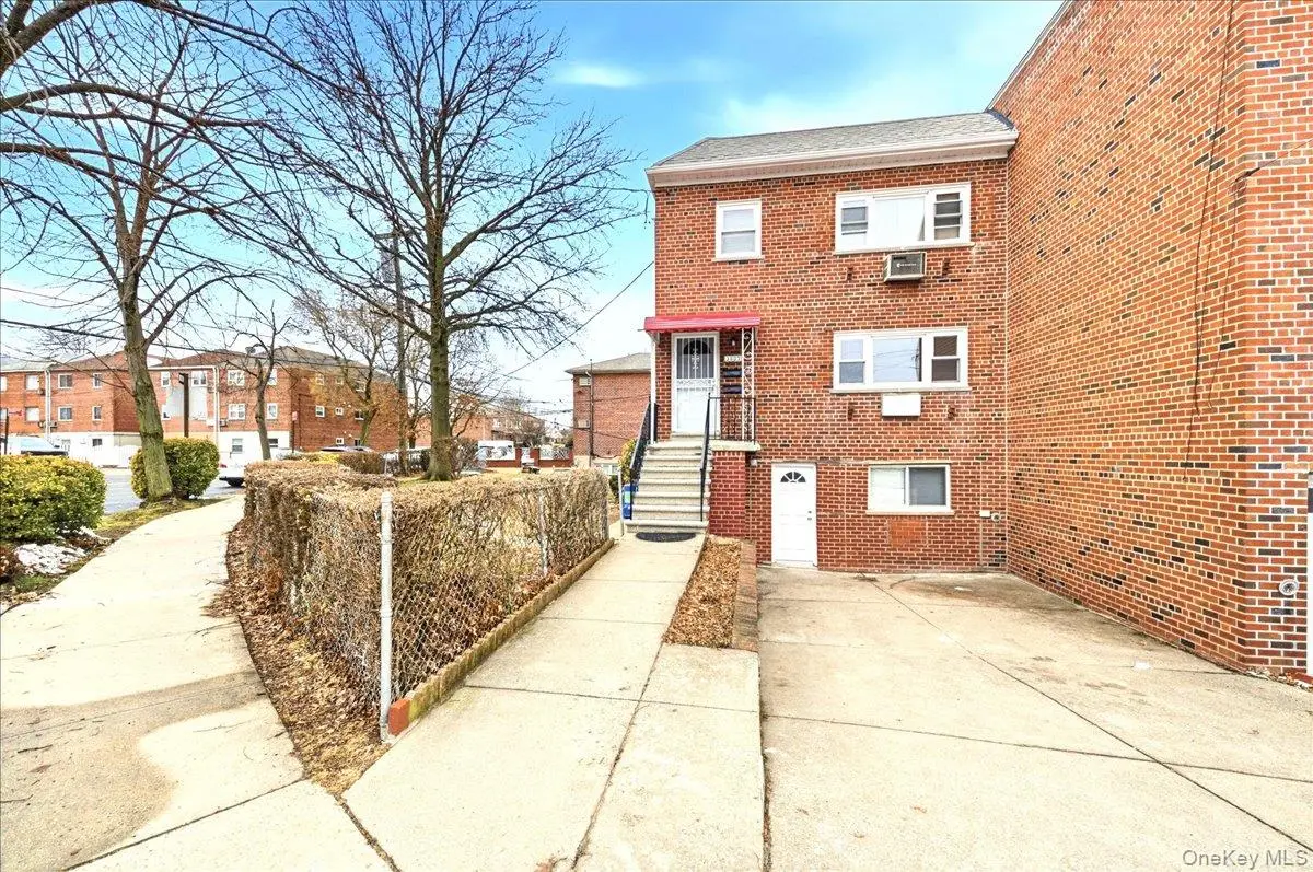 3227 Griswold Avenue, Bronx, NY 10465 - #1