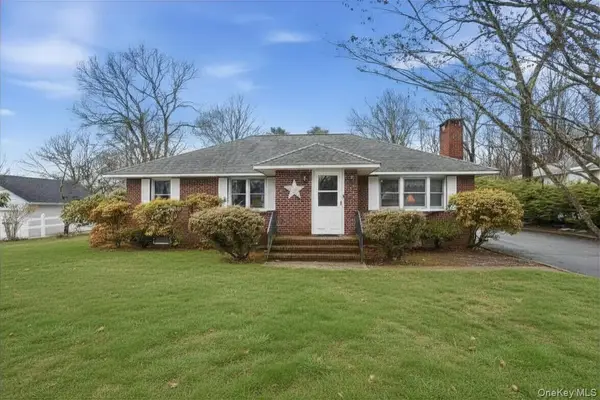 17 Academy Avenue, Sparrowbush, NY 12780