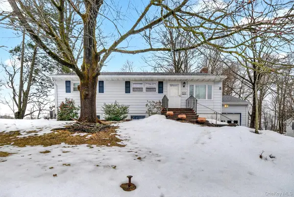 46 Stephanie Lane, Poughkeepsie, NY 12603