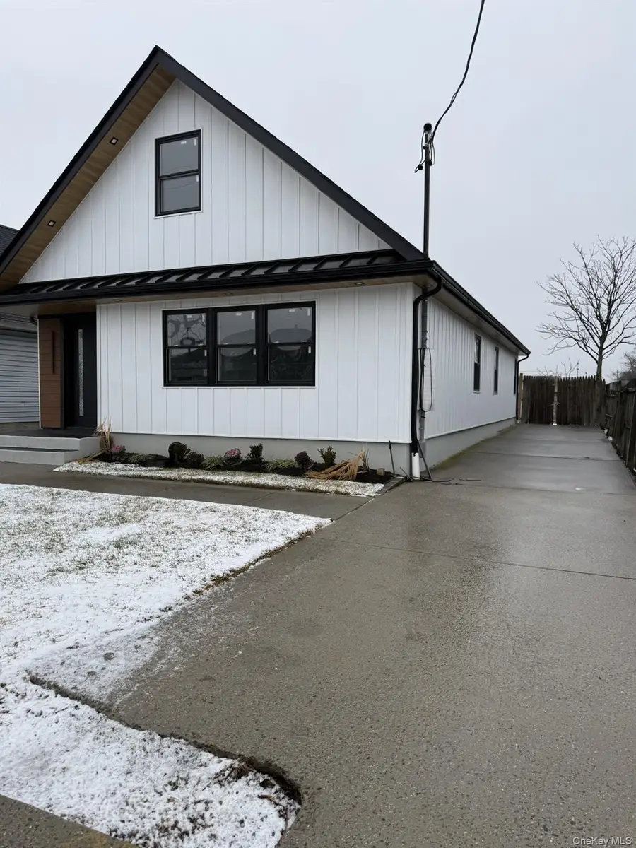 11 Bayview Avenue, Lawrence, NY 11559 - #3