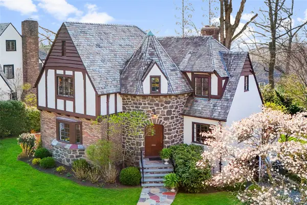 79 Mountain Avenue, Larchmont, NY 10538