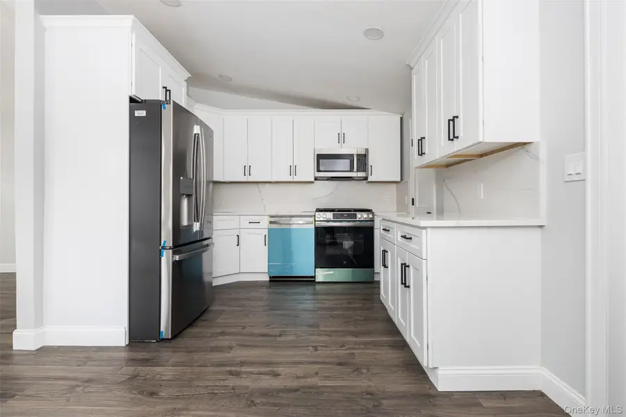 76 Samuel Street, Ronkonkoma, NY 11779 - #3