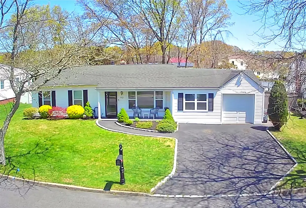 93 Burleigh Drive, Holbrook, NY 11741 - #1