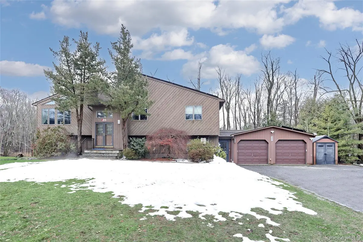 42 Cragmere Road, Airmont, NY 10901 - #1