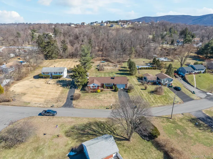 40 Magnolia Drive, Fishkill, NY 12590 - #2