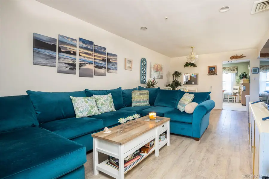 7 Cobblestone Way, Mount Sinai, NY 11766 - #2