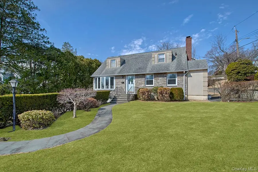 29 Kingston Avenue, West Harrison, NY 10604 - #2