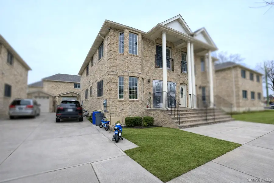 15121 17th Avenue, Whitestone, NY 11357 - #2